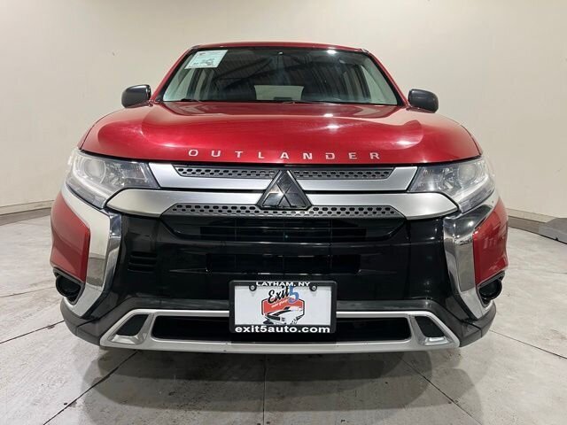 
 2019 Mitsubishi Outlander ES full									