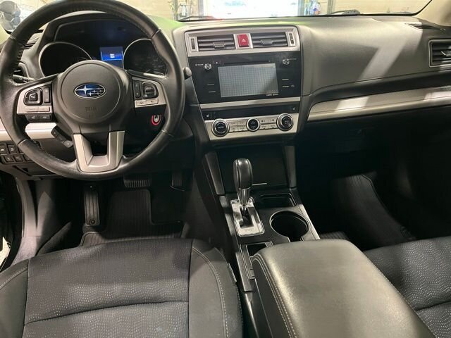 
 2016 Subaru Legacy 2.5i Premium full									