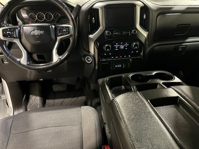 
 2019 Chevrolet Silverado 1500 RST full									