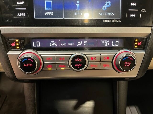 
 2017 Subaru Outback 2.5i Limited full									