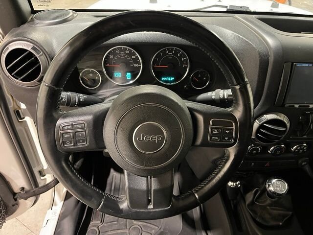 
 2016 Jeep Wrangler Unlimited Sport full									