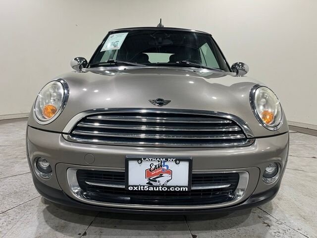 
 2012 MINI Cooper Convertible Base full									