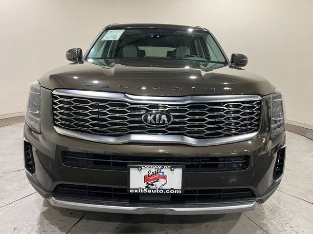 
 2020 Kia Telluride S full									