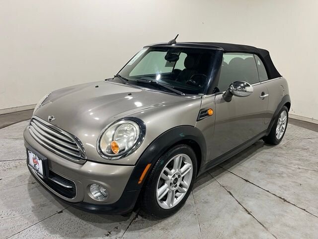 
 2012 MINI Cooper Convertible Base full									