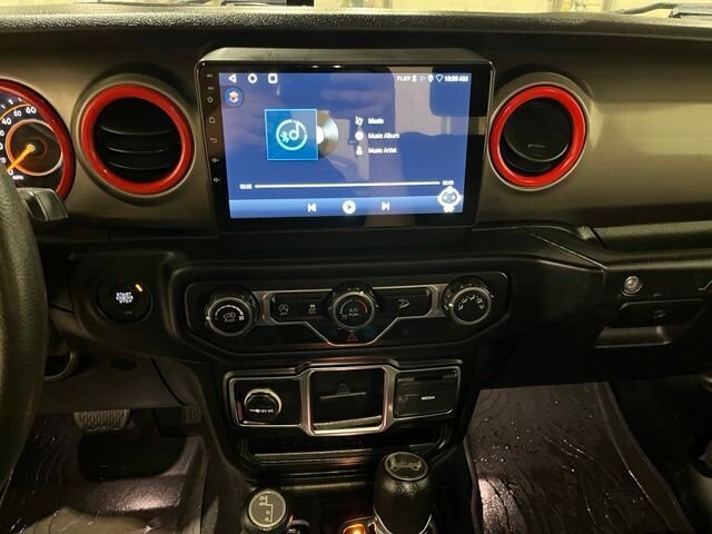 
 2019 Jeep Wrangler Sport full									