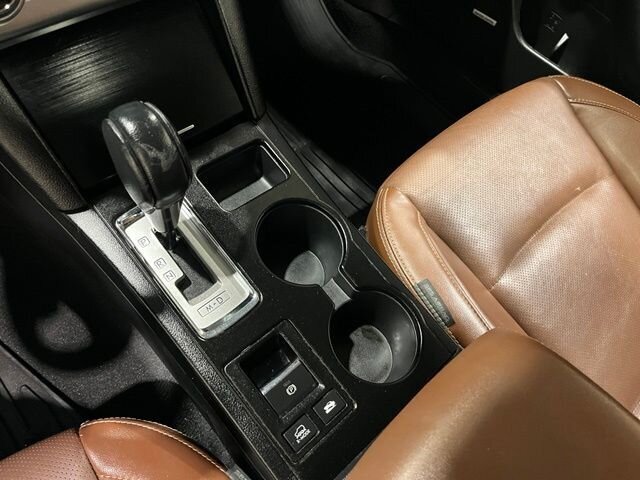 
 2017 Subaru Outback 3.6R Touring full									
