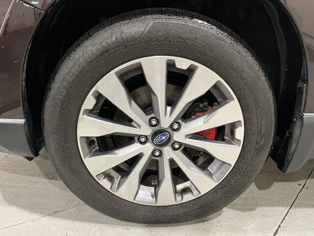 
 2017 Subaru Outback 3.6R Touring full									