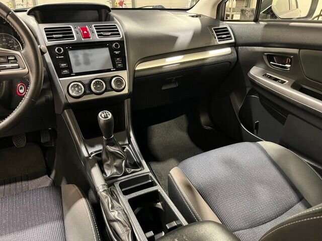 
 2016 Subaru Impreza 2.0i Sport Premium full									