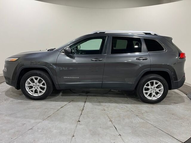 
 2015 Jeep Cherokee Latitude full									