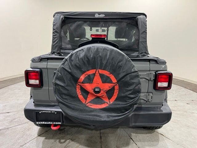
 2019 Jeep Wrangler Sport full									
