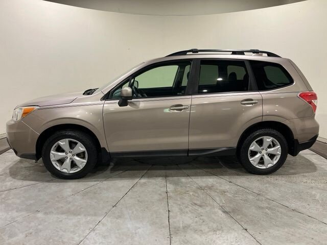
 2016 Subaru Forester 2.5i Premium full									