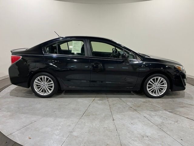 
 2015 Subaru Impreza 2.0i Premium full									