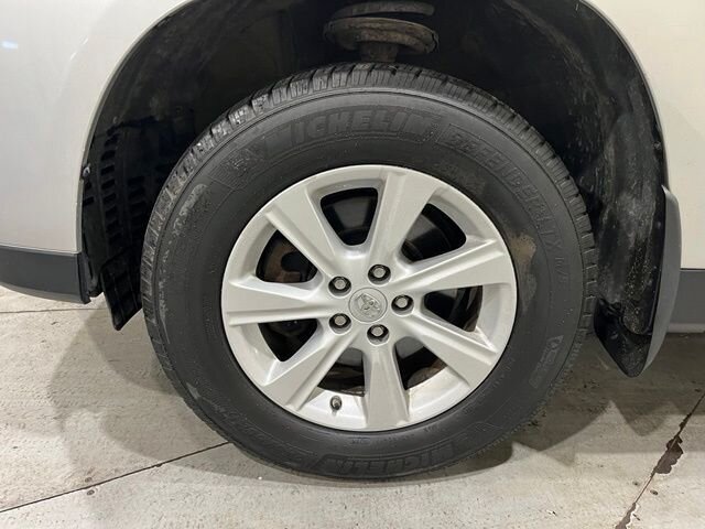 
 2013 Toyota Highlander SE full									