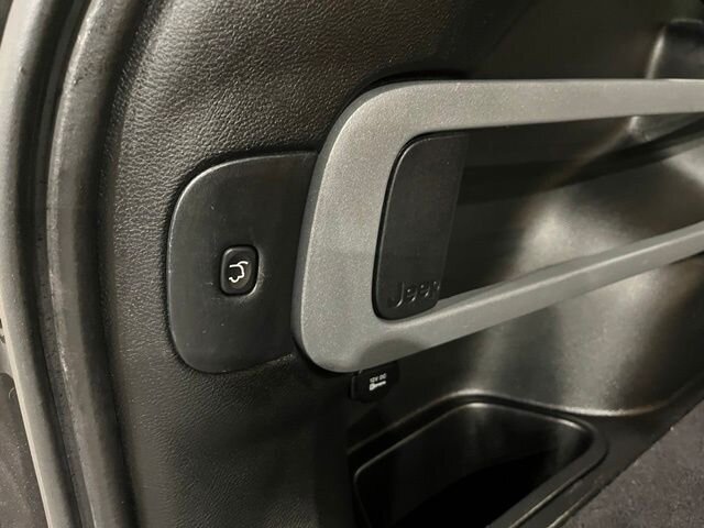 
 2018 Jeep Cherokee Limited full									
