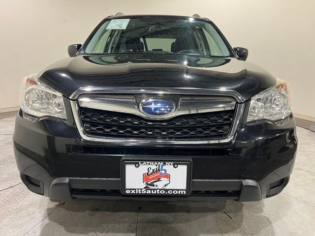 
 2016 Subaru Forester 2.5i Premium full									