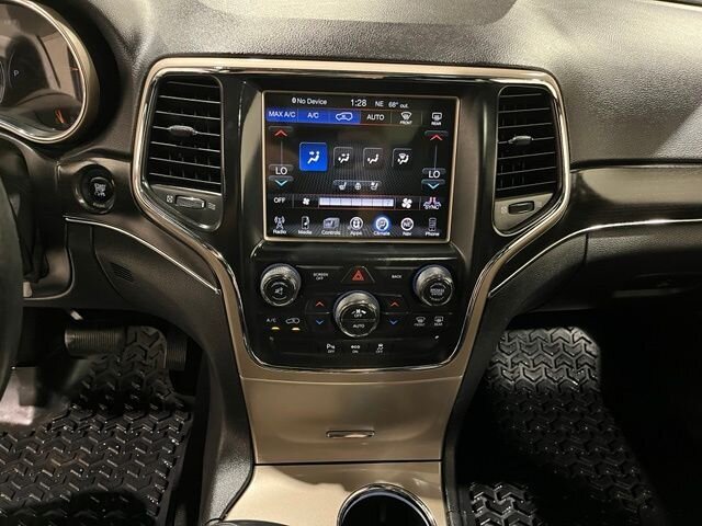 
 2015 Jeep Grand Cherokee Limited full									