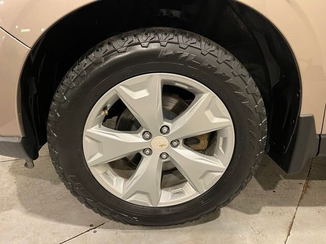 
 2016 Subaru Forester 2.5i Premium full									