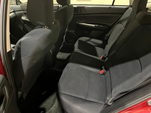 
 2015 Subaru Impreza 2.0i full									