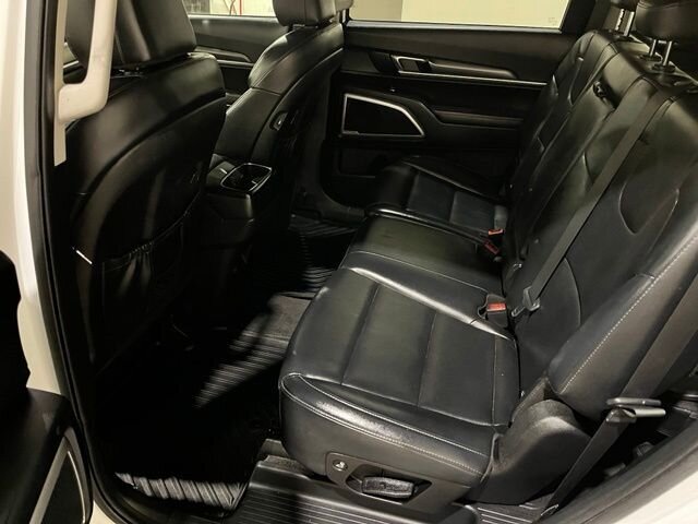 
 2020 Kia Telluride LX full									