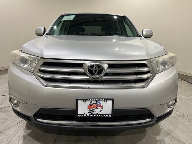 
 2013 Toyota Highlander SE full									