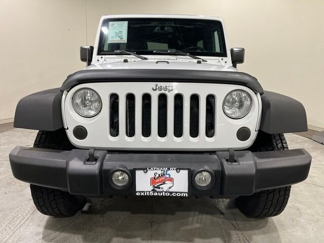 
 2016 Jeep Wrangler Unlimited Sport full									