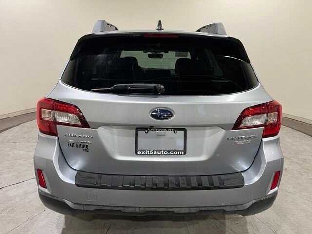 
 2017 Subaru Outback 2.5i Premium full									