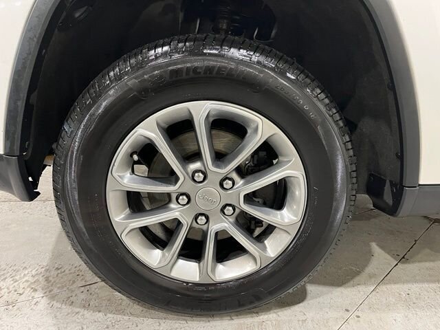 
 2015 Jeep Grand Cherokee Limited full									