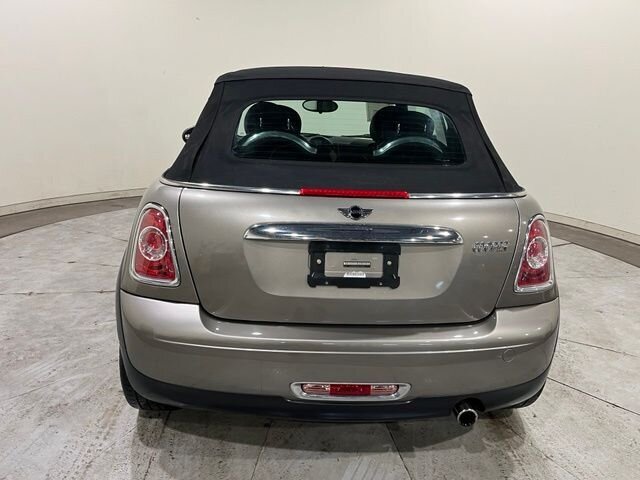 
 2012 MINI Cooper Convertible Base full									
