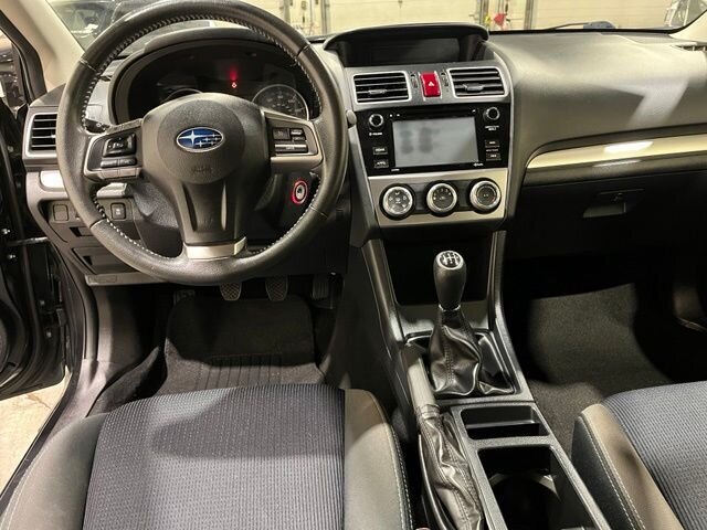 
 2016 Subaru Impreza 2.0i Sport Premium full									