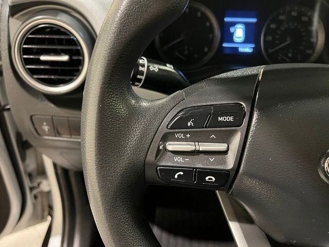 
 2021 Hyundai KONA SE full									