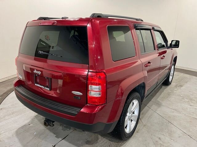 
 2012 Jeep Patriot Latitude full									