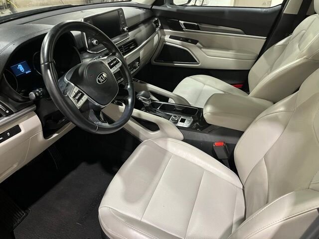 
 2020 Kia Telluride S full									