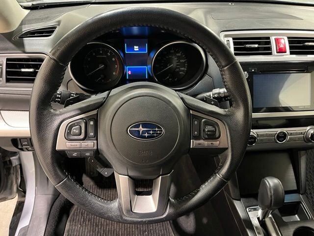 
 2017 Subaru Outback 2.5i Premium full									
