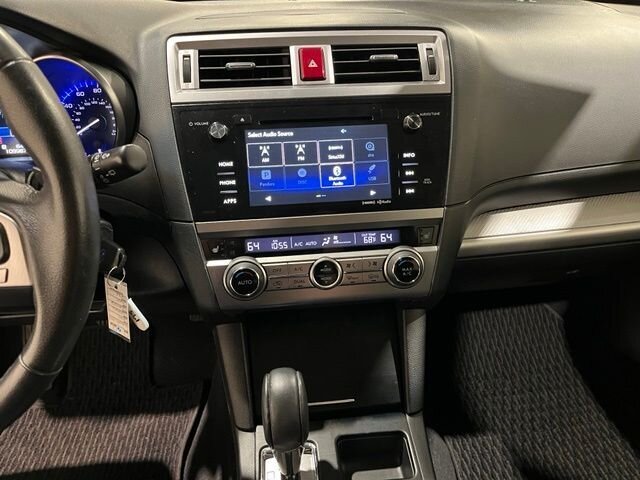 
 2017 Subaru Outback 2.5i Premium full									