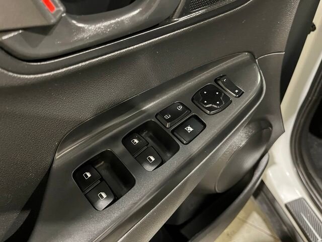 
 2021 Hyundai KONA SE full									
