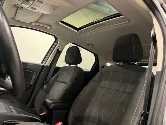 
 2020 Ford EcoSport SE full									