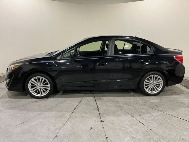 
 2015 Subaru Impreza 2.0i Premium full									