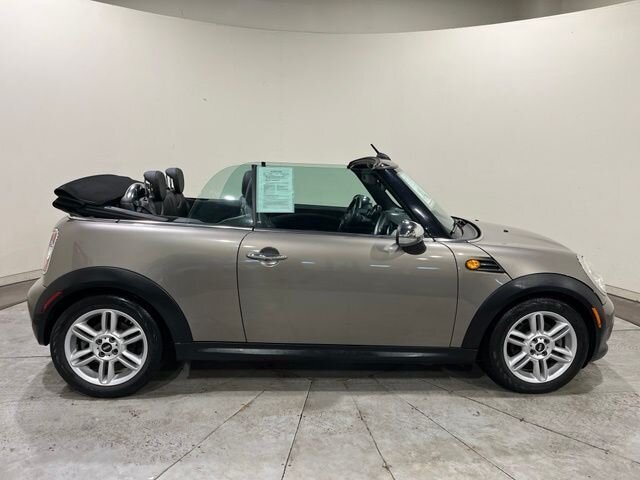 
 2012 MINI Cooper Convertible Base full									