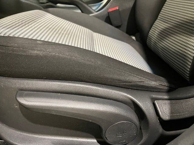 
 2021 Hyundai KONA SE full									