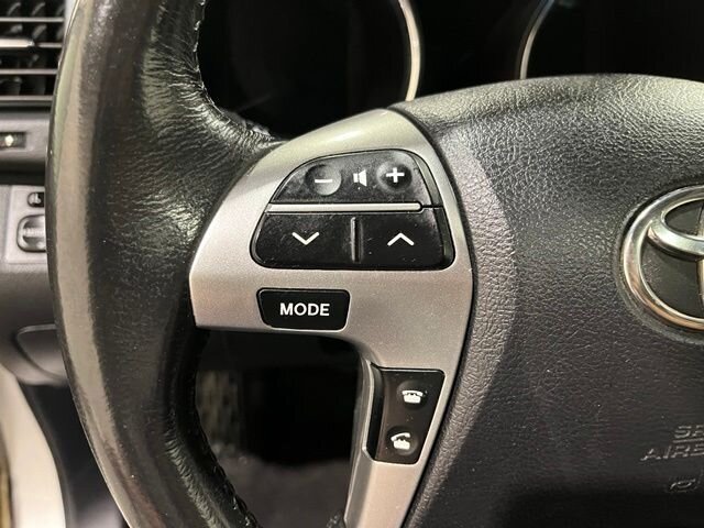 
 2013 Toyota Highlander SE full									