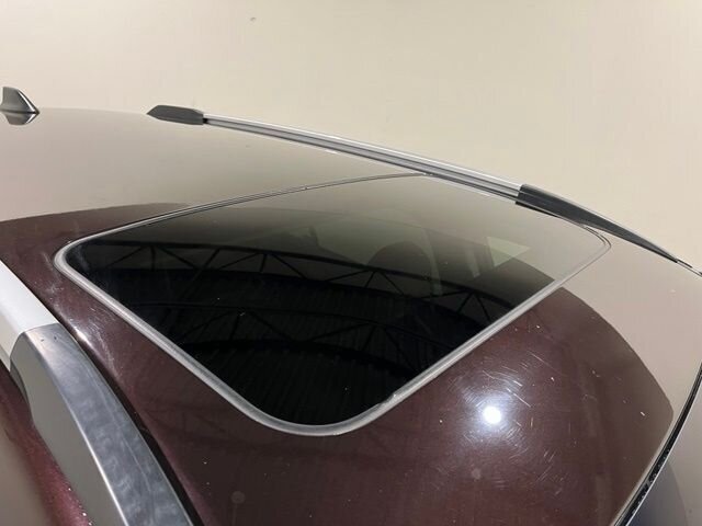 
 2017 Subaru Outback 3.6R Touring full									