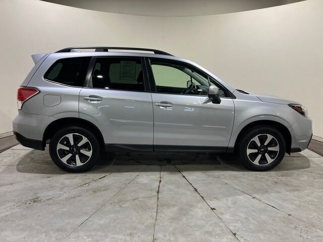 
 2018 Subaru Forester 2.5i Premium full									