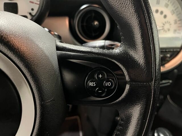 
 2012 MINI Cooper Convertible Base full									