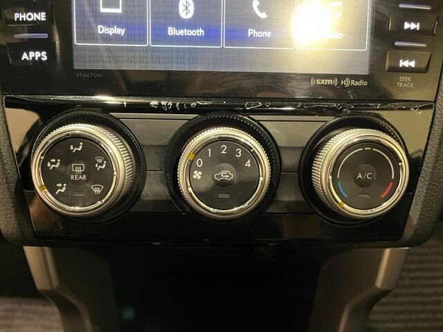 
 2016 Subaru Forester 2.5i Premium full									