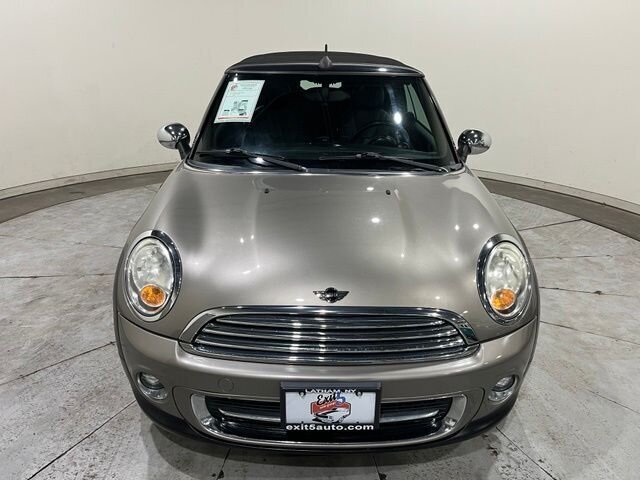 
 2012 MINI Cooper Convertible Base full									