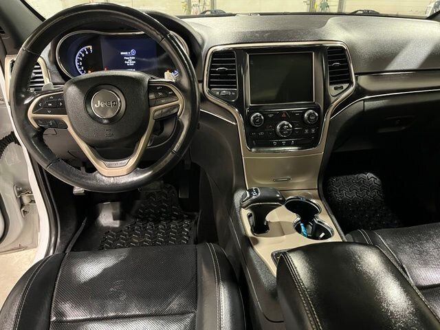 
 2015 Jeep Grand Cherokee Limited full									