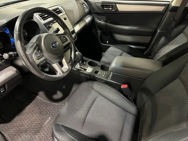 
 2017 Subaru Outback 2.5i Premium full									
