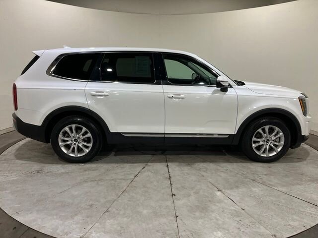 
 2020 Kia Telluride LX full									