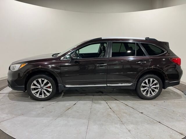 
 2017 Subaru Outback 3.6R Touring full									
