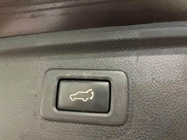 
 2017 Subaru Outback 3.6R Touring full									